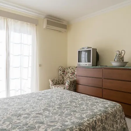 Akivillas Lagoa Beach Villa *